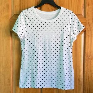 Lands’ End women’s size medium gently used polka dotted short sleeved top